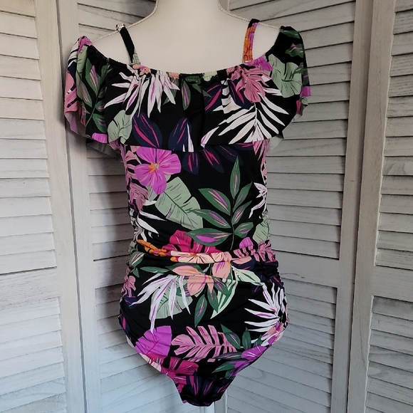 Off The Shoulder Black Tropical Print Tummy Control Waist Mininizer Swimsuit - Picture 2 of 15